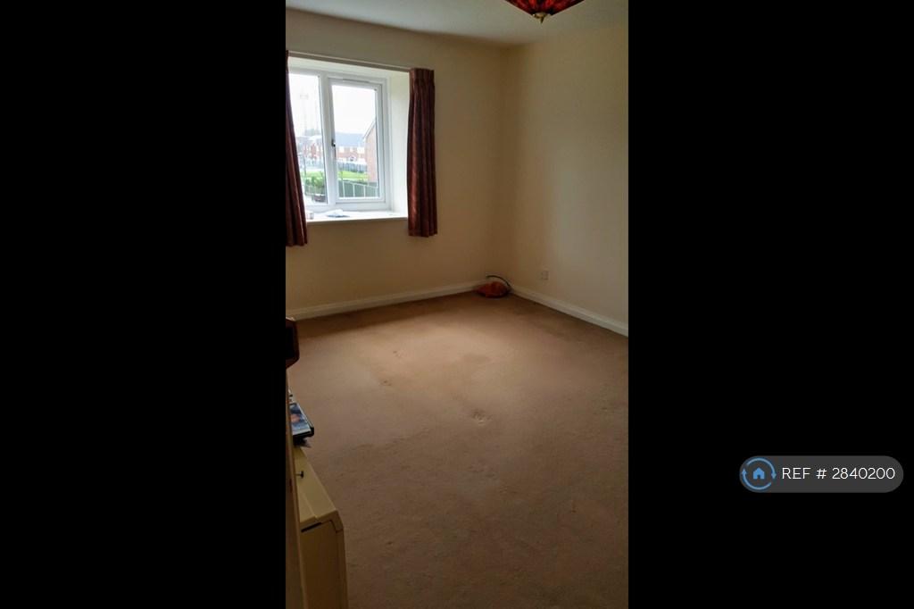 Bedroom 1 (Bedroom 2 Mirrors This)