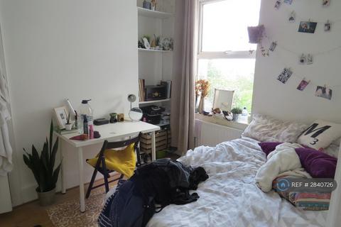 1 bedroom in a house share to rent, White St, Brighton, BN2