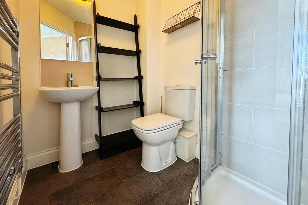 Ensuite