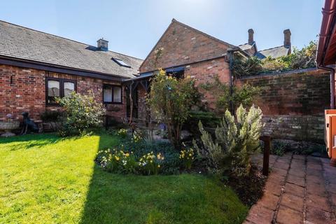 undefined, Manor Court, Heath & Reach LU7