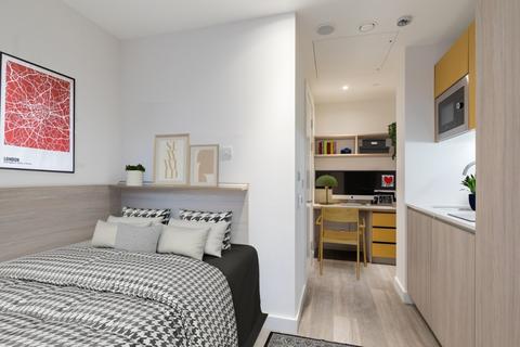 Studio to rent, Weston Street