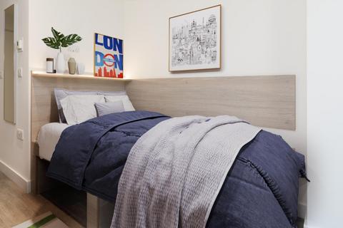 Studio to rent, Weston Street