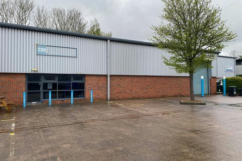 Warehouse to rent, Hartlebury Trading Estate Hartlebury DY10 4JB