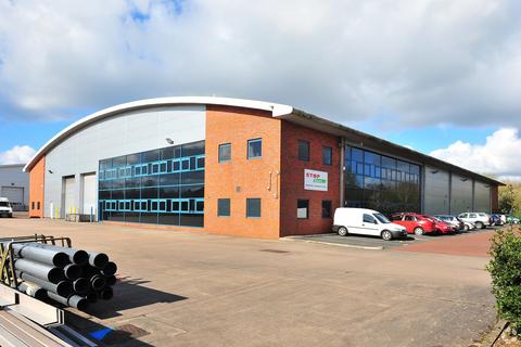 Distribution warehouse to rent, Wainwright Rd Worcester WR4 9FA
