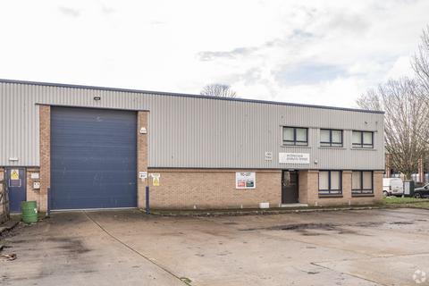 Warehouse to rent, Alexandra Way Ashchurch GL20 8NB