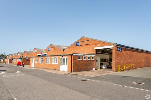 Warehouse to rent, Station Rd Birmingham B46 1JP