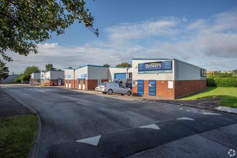 Warehouse to rent, Pedmore Rd Brierley Hill DY5 1TX
