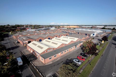 Warehouse to rent, Station Rd Birmingham B46 1HE