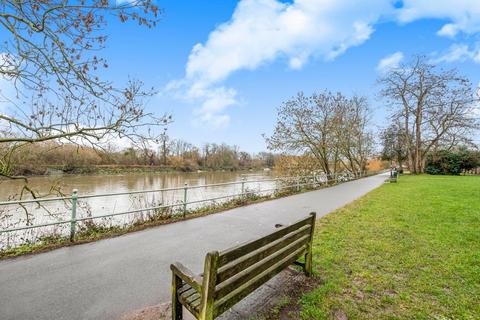 undefined, Chalmers Way, Twickenham TW1