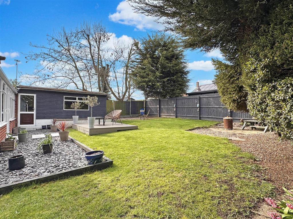 Well-Tended Garden 224