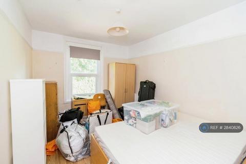 undefined, Tennyson Road, Southampton, SO17