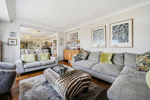 3 bedroom flat to rent, Malvern Court, SW7