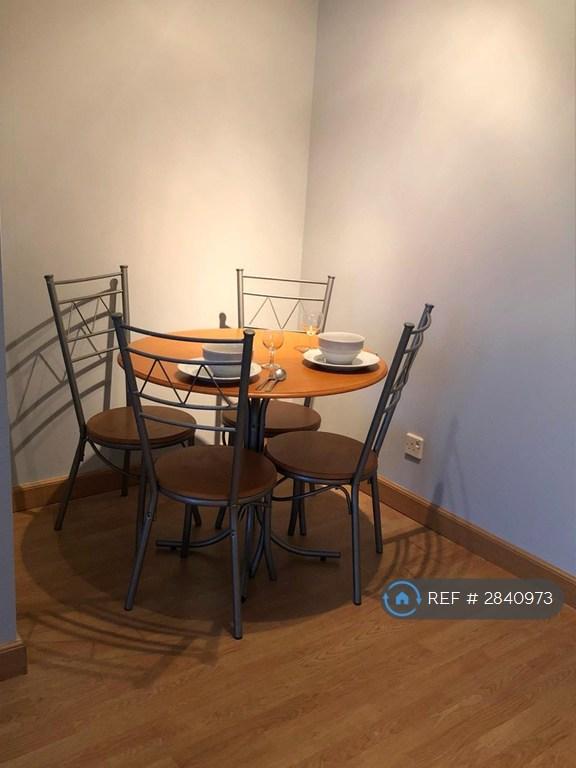 Dining/Office Area