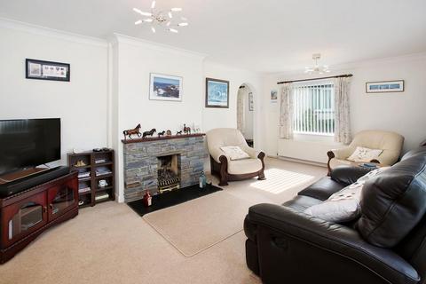 2 bedroom detached bungalow for sale, St. Johns Close, Bovey Tracey, TQ13