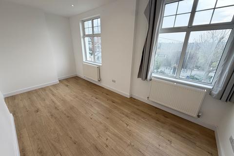 1 bedroom flat to rent, Approach Road, Margate, CT9