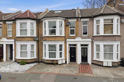 Central Avenue, Southend-on-sea, SS2 5