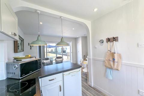 2 bedroom semi-detached bungalow for sale, Duver Road, Seaview, PO34 5AJ