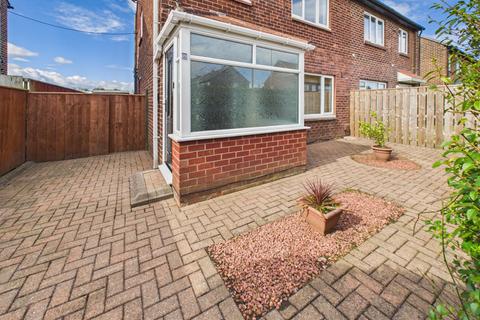 3 bedroom semi-detached house for sale, Fieldway, Tyne and Wear NE32