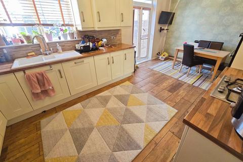 3 bedroom semi-detached house for sale, Calder Place, Greater Manchester WN5