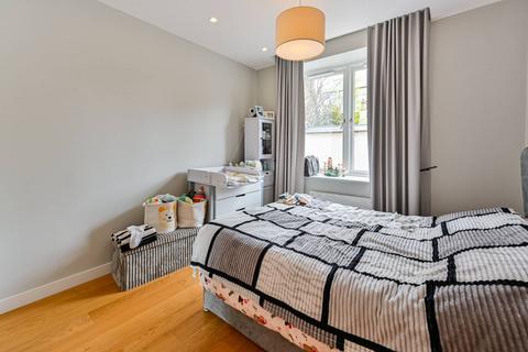 2 bedroom flat to rent, Avonmore Road, Olympia, London, W14