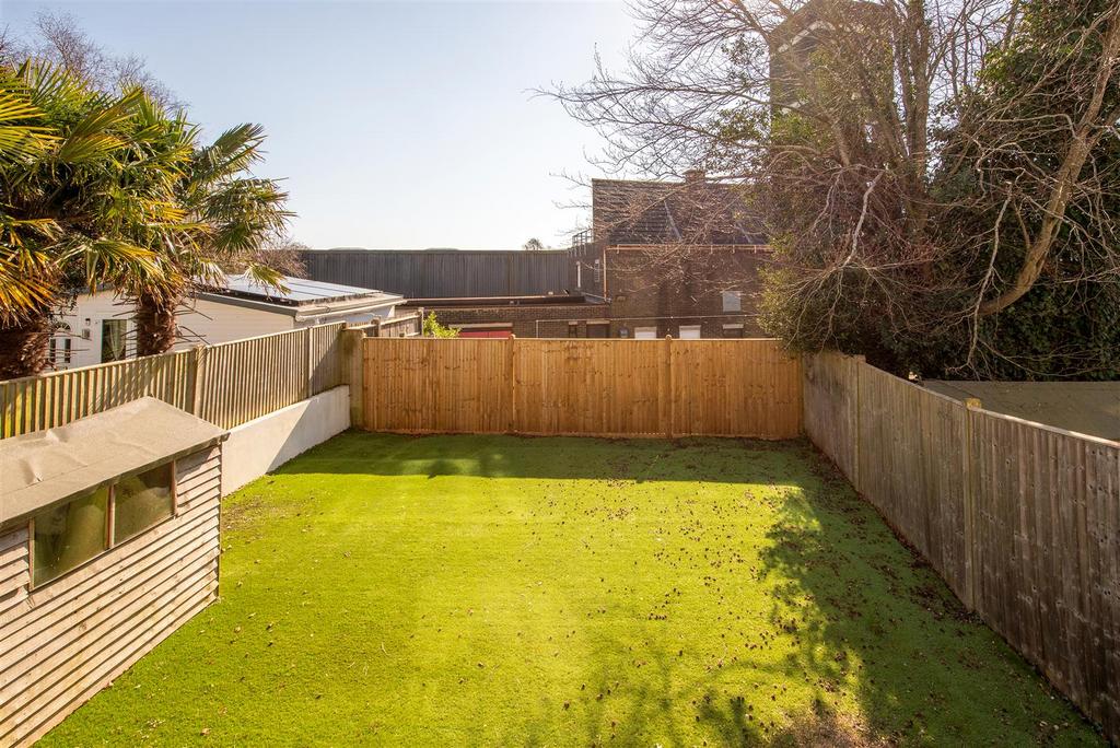 18 Maple Gardens-33.jpg