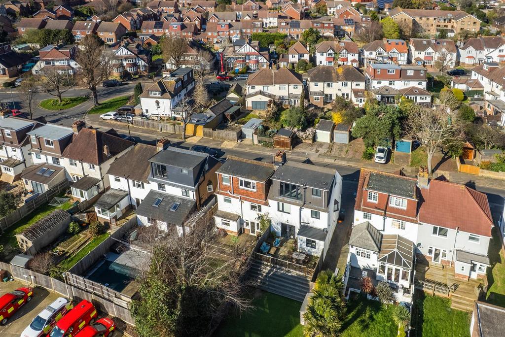 18 Maple Gardens-42.jpg