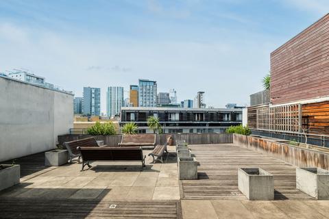 3 bedroom flat for sale, Plumbers Row, London, E1