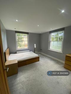 2 bedroom flat to rent, St. Johns Lane, Gloucester, GL1