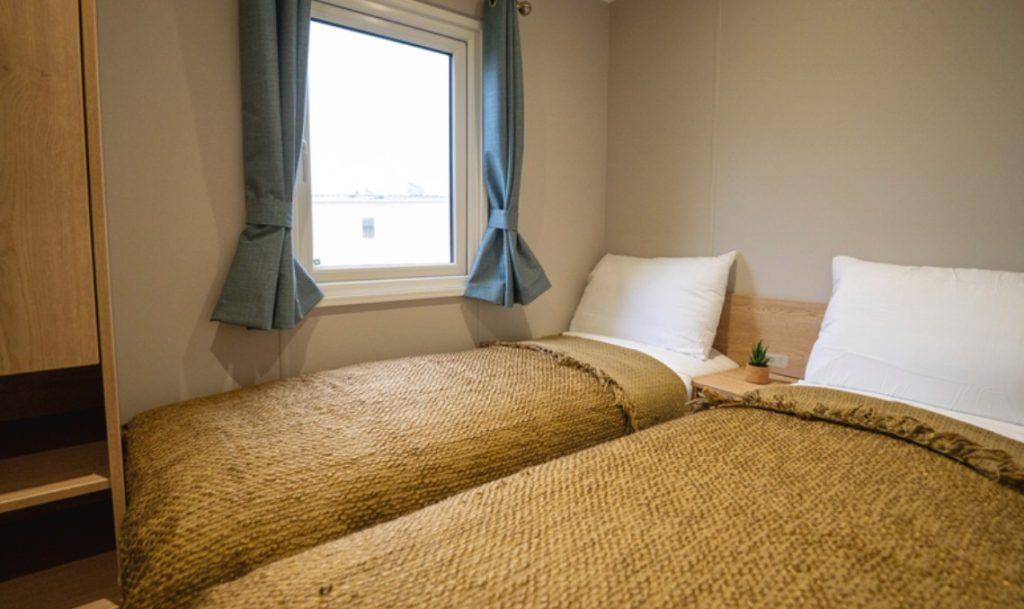 Victory Willow Twin Bedroom At Breydon Water Holid