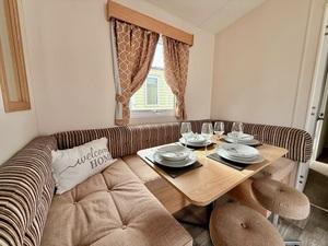 Atlas Chorus Dining Area At Breydon Water Holiday