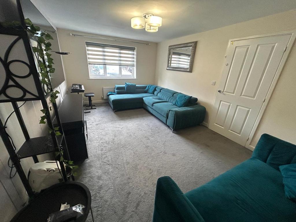 Lounge 3