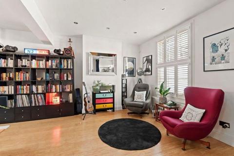 2 bedroom end of terrace house for sale, Sanford Lane, Stoke Newington, N16
