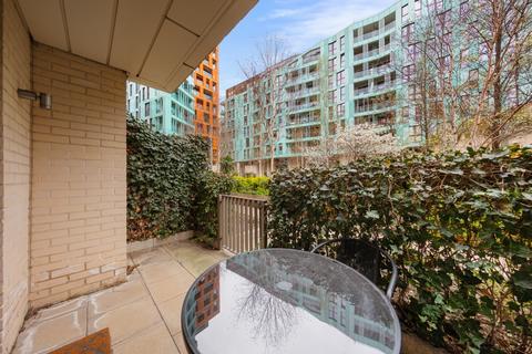 1 bedroom apartment for sale, Cable Walk Greenwich SE10
