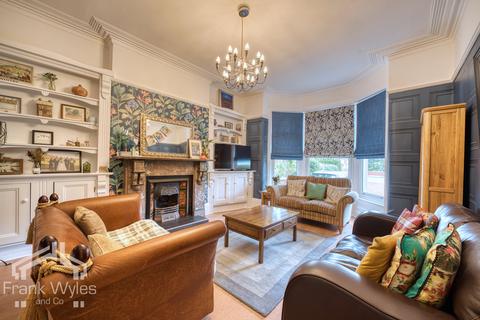 5 bedroom semi-detached house for sale, St. Annes Road East, Lytham St. Annes, Lancashire