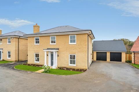4 bedroom detached house for sale, Weavers Way, Clare, Sudbury