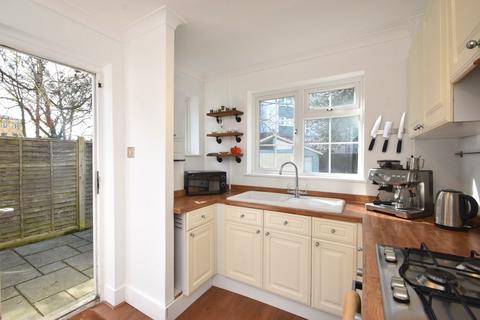 2 bedroom maisonette for sale, Castleview Road, Weybridge, KT13