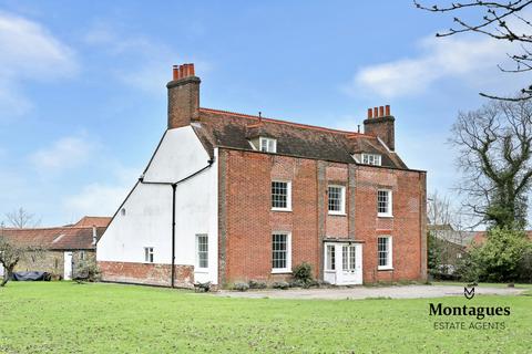 6 bedroom detached house to rent, Thornwood Road, Epping, CM16