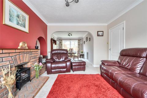 4 bedroom semi-detached house for sale, Cedar Avenue, Hazlemere, High Wycombe