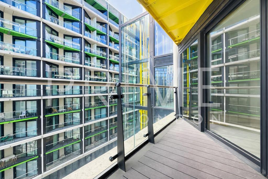 BALCONY.jpg