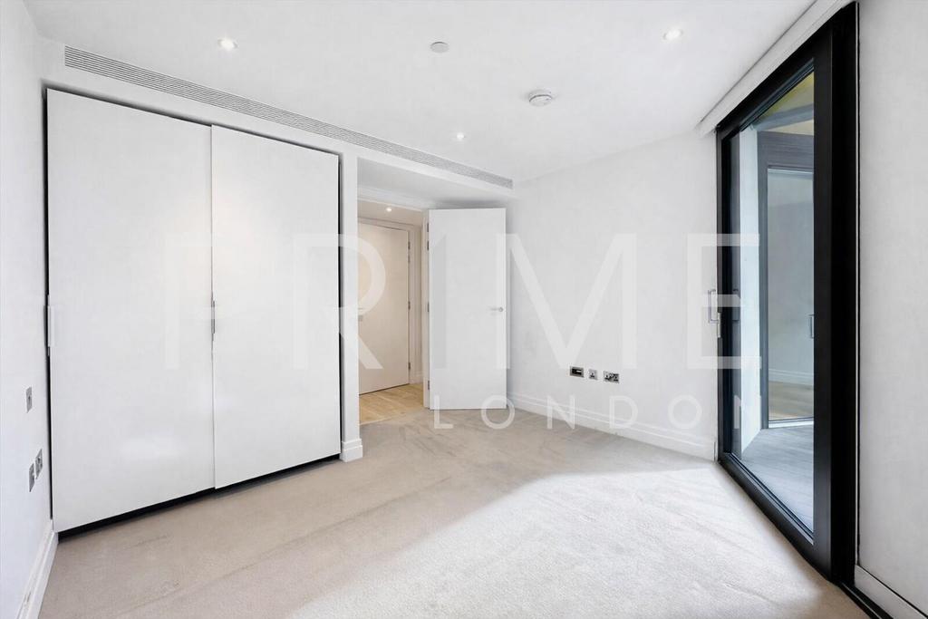 BEDROOM.jpg