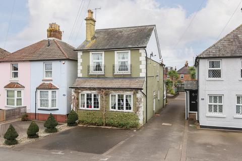 Albert Road, Horley, Surrey, RH6