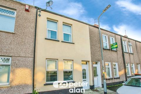 3 bedroom terraced house for sale, Barthropp Street, Newport