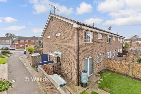 1 bedroom end of terrace house for sale, Laxton Way, Faversham, Kent