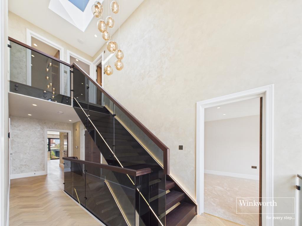1st floor landing