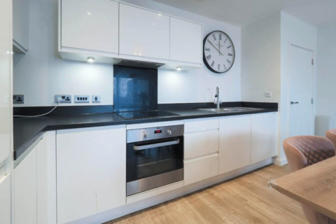 2 bedroom flat to rent, Westmoreland Road, London NW9