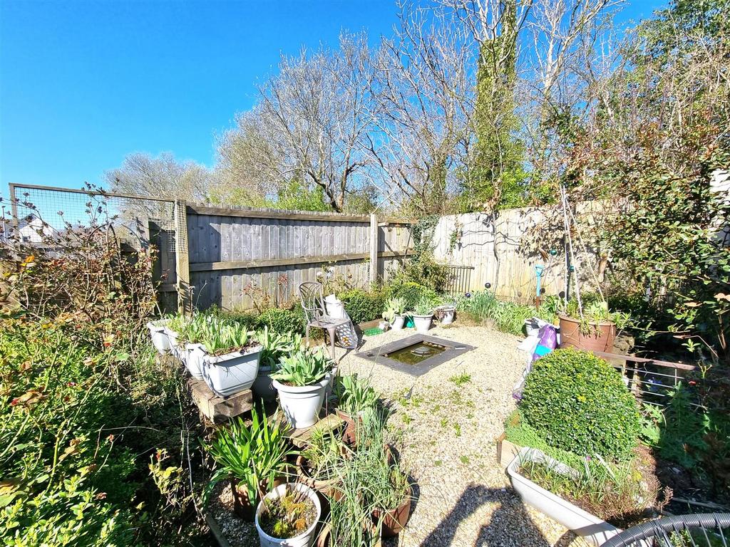 Top garden.jpg