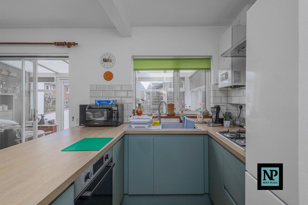 Kitchen / Dining Room
