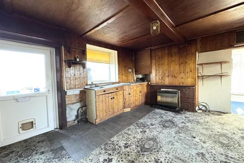 1 bedroom semi-detached house for sale, Commercial Road, Skelmanthorpe, Huddersfield HD8 9DX
