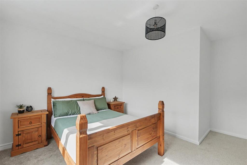 Bedroom 2 3.jpeg