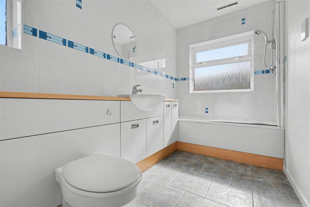 Bathroom.jpeg